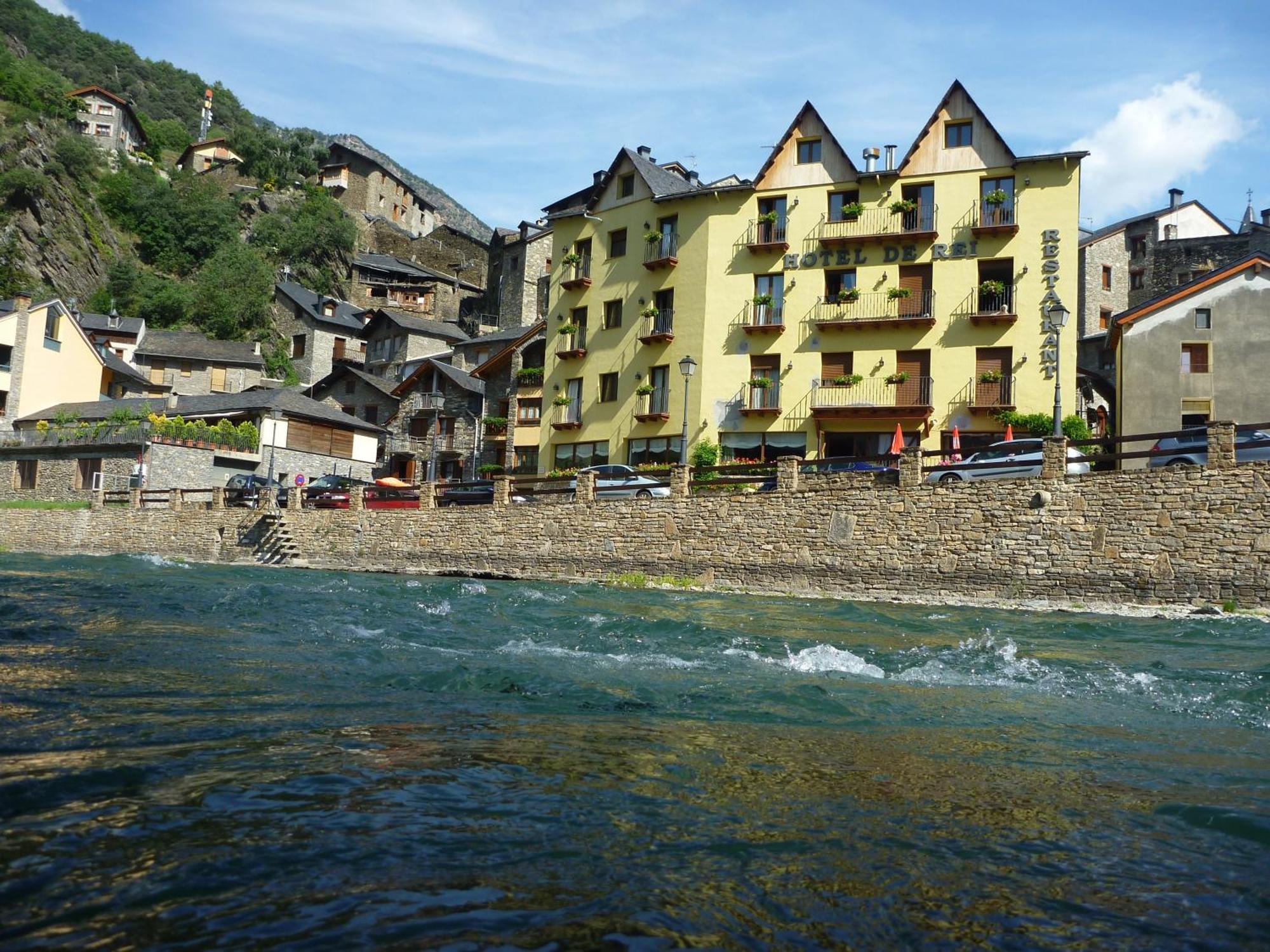Hotel De Rei Llavorsí Exteriér fotografie